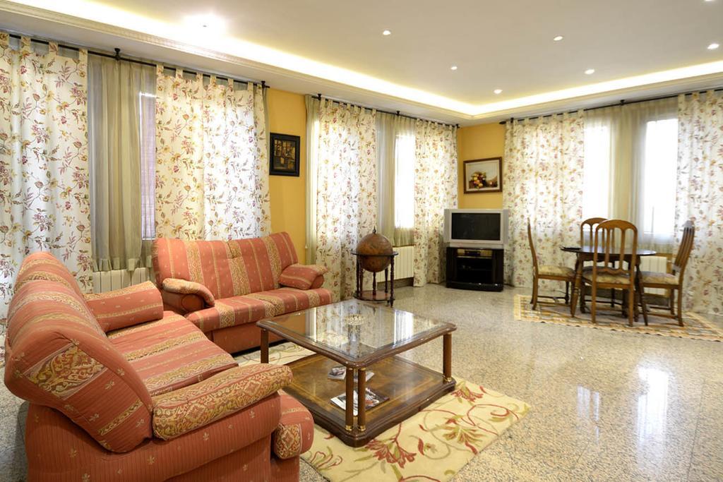 Hostal Goyo Garray Exterior foto